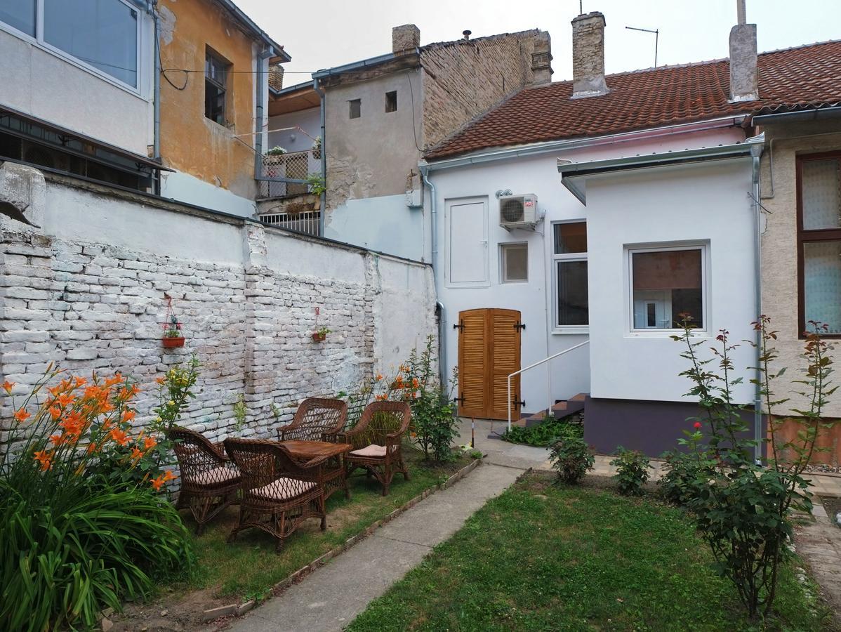 Oaza Centar Apartman Újvidék Kültér fotó